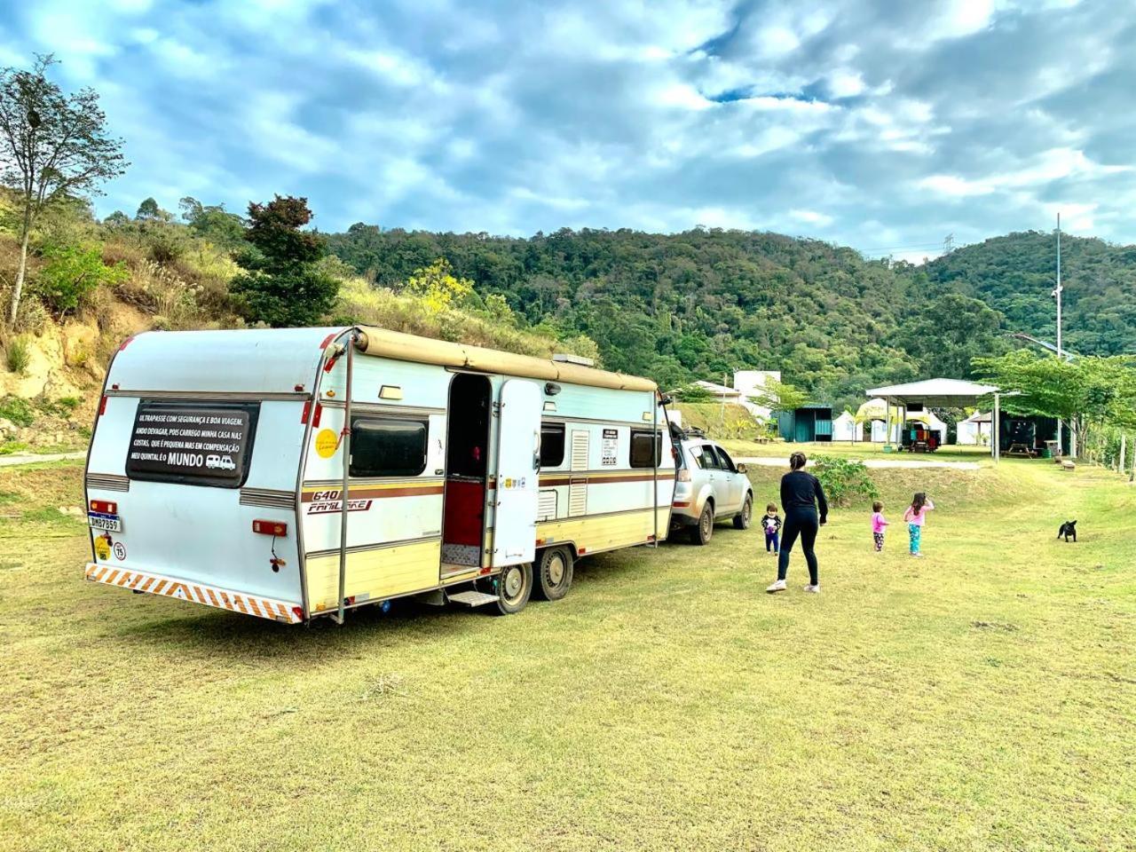 ヴァリーニョス Rancho Ao Lado Da Laroc E Ameヴィラ エクステリア 写真